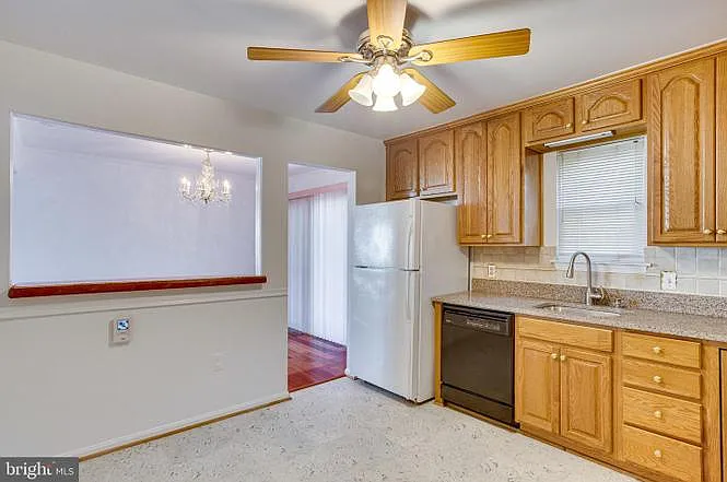 3 Melmark Ct — Photo 8