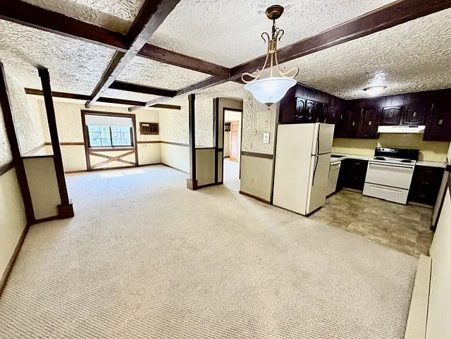 75 Winthrop St #24 — Photo 1