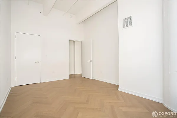 Rented by Oxford Property Group | media 33