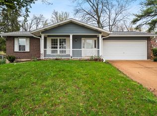 11691 Donnycave Ln, Maryland Heights, MO 63043