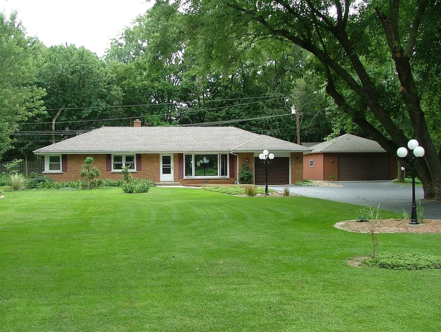 58 Elmwood Dr photo 1