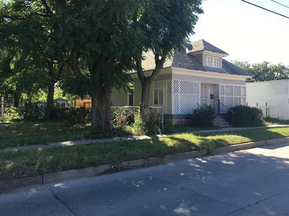1315 E Lincoln St, Wichita, KS 67211