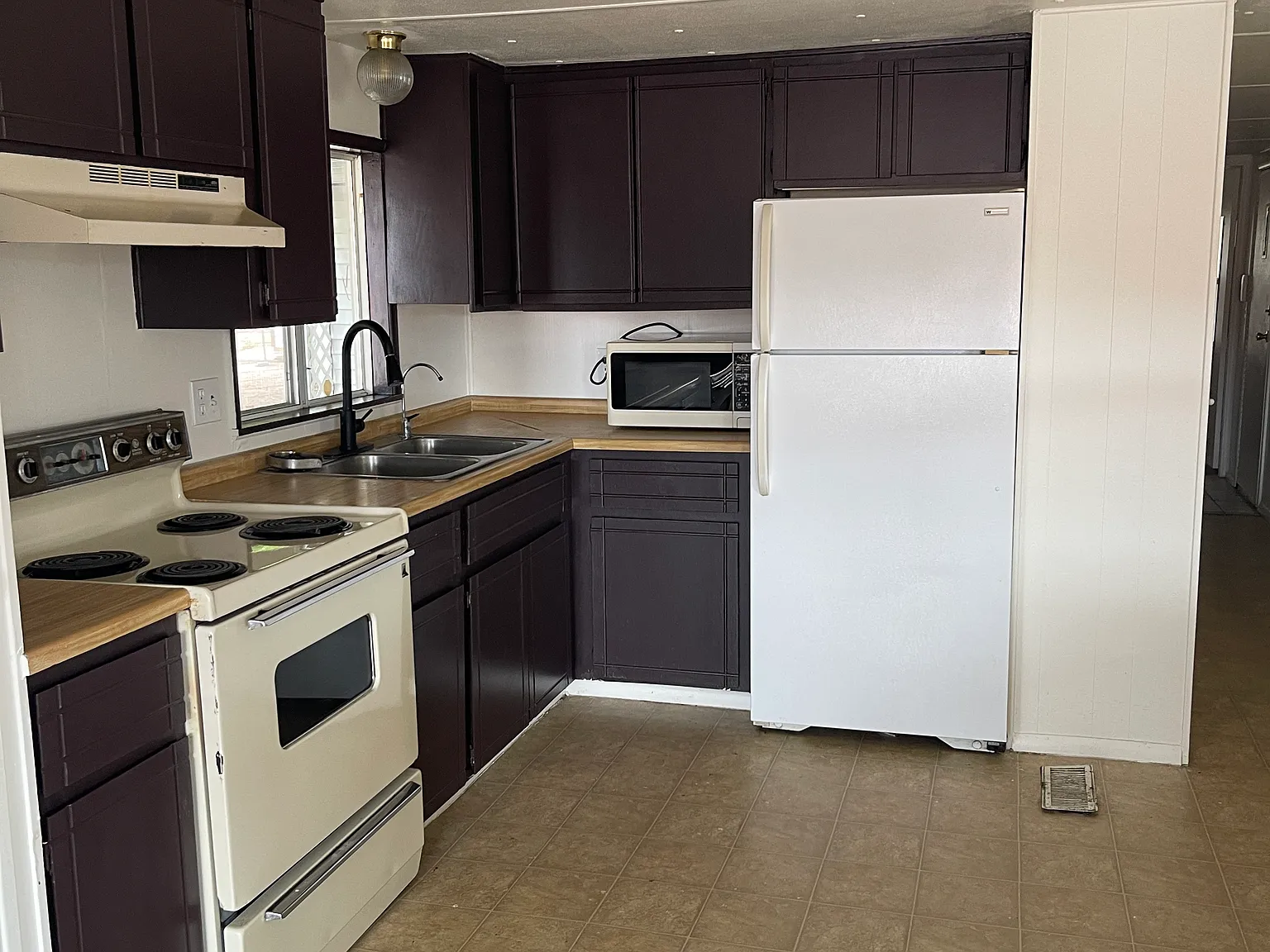Mobile Home 3 beds 2 baths — Photo 3