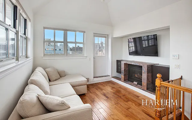 Sold by Harlem Properties | media 2