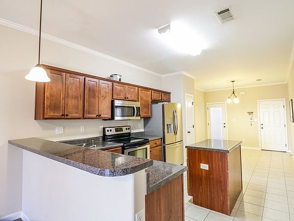 5th image of 119 Patti Ln