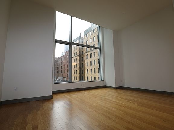4th image of 8 Spruce St APT 7P