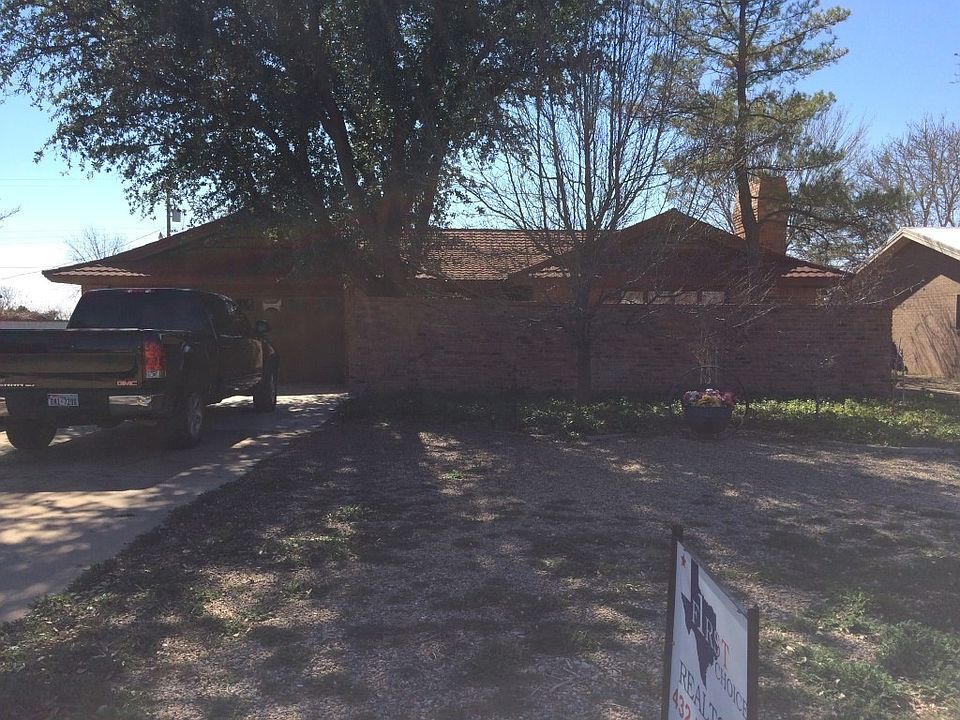1st image of 909 SW Avenue K