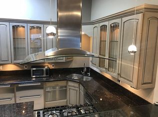 1220 Manhattan Beach Blvd, Manhattan Beach, CA 90266
