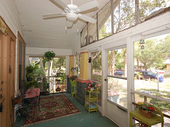4th image of 120 20th Ave S