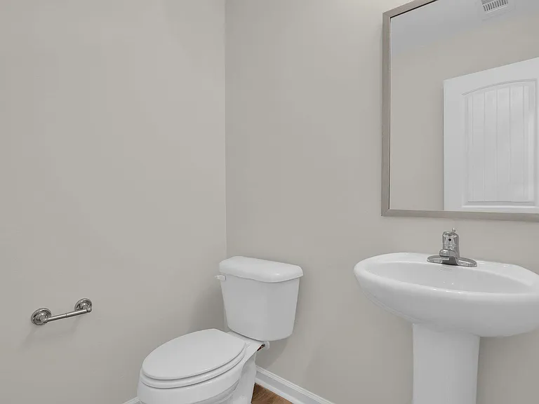 23 Ashington Dr — Photo 14