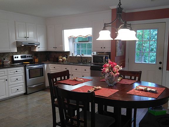 2nd image of 2403 Sparre Dr