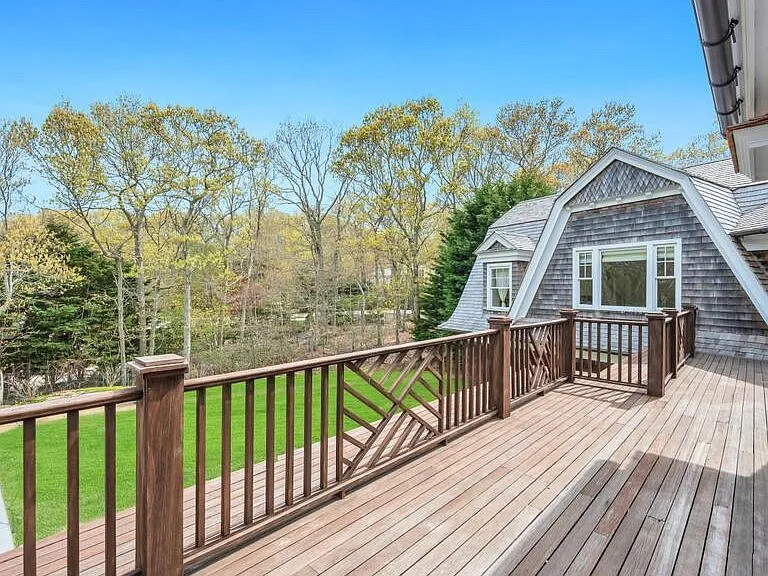 2244 Noyac Rd — Photo 23