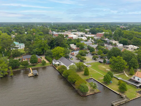 111 W Water Street, Edenton, NC 27932