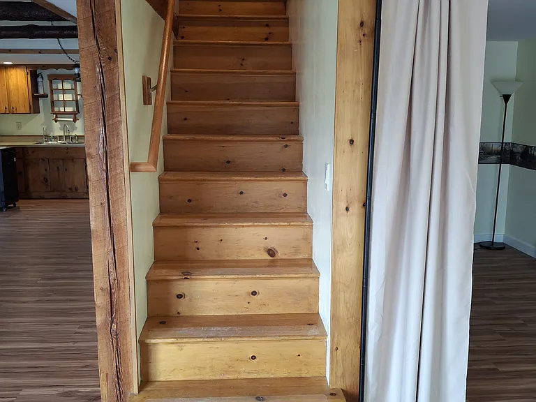 85 Winter Rd — Photo 12