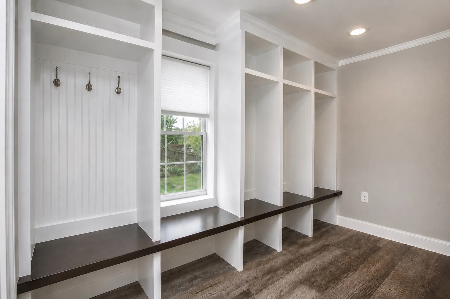 4 bed, 2044 sqft, $5,200 — Photo 3