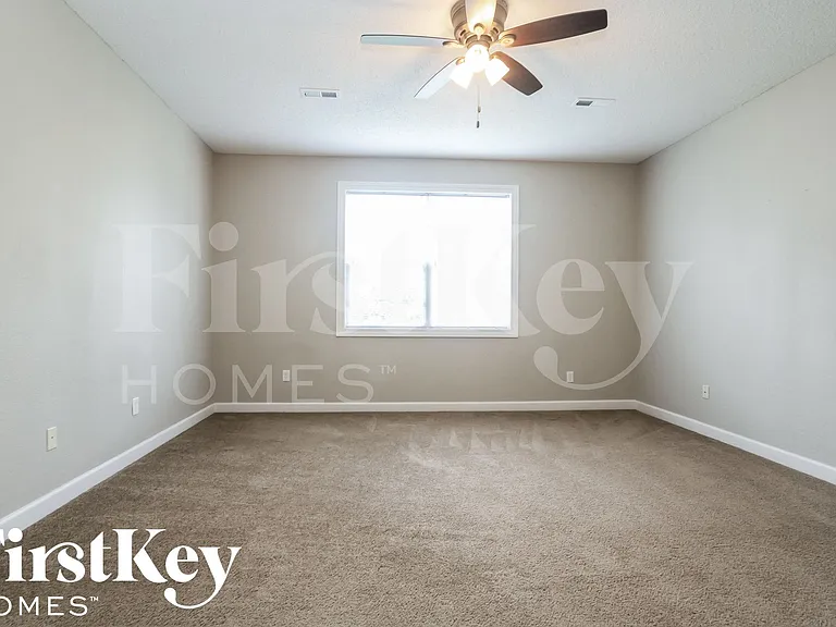9778 Rhodes Ln — Photo 10