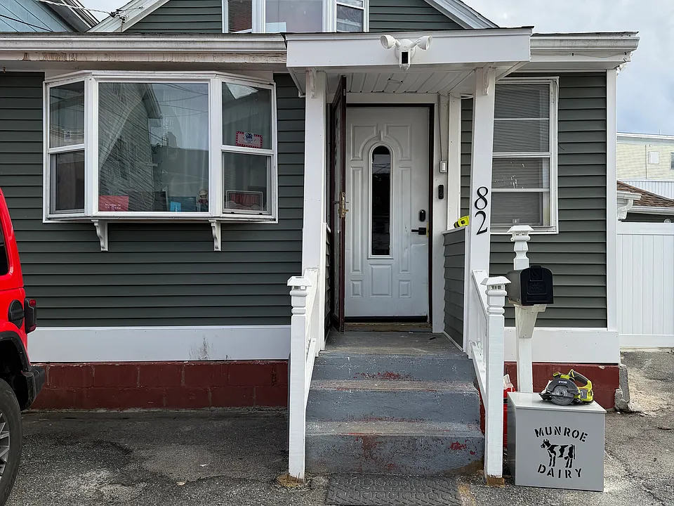 82 Cowden St #82