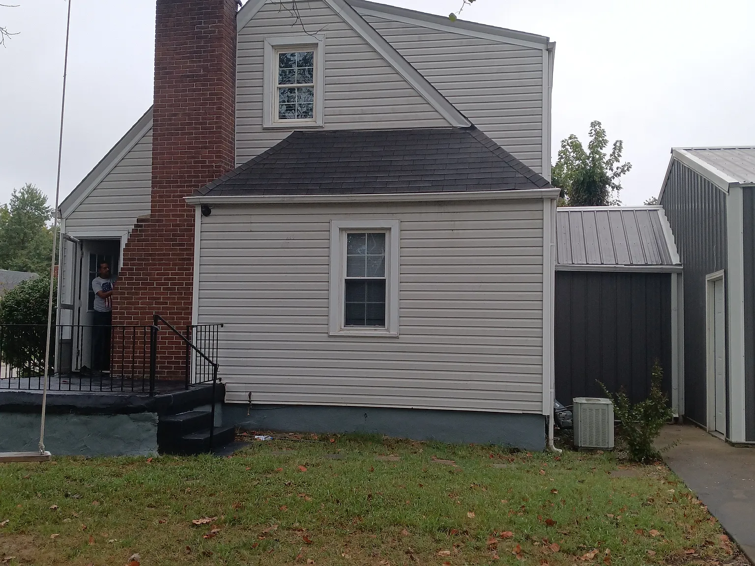 3 bed, 1200 sqft, $1,600 — Photo 4