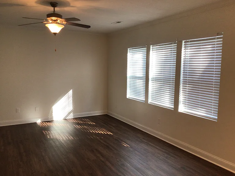 59 Kameron Dr — Photo 8