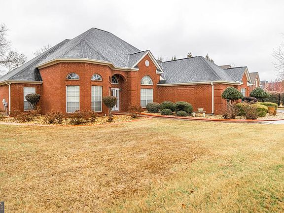 3rd image of 209 Trellis Walk