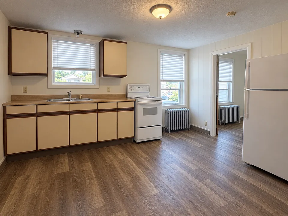 23 Curson St #1B