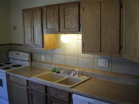 1st image of 204 N Wilhelm Ave