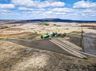 11040 Straubhaar Road, Blue Mounds, WI 53517