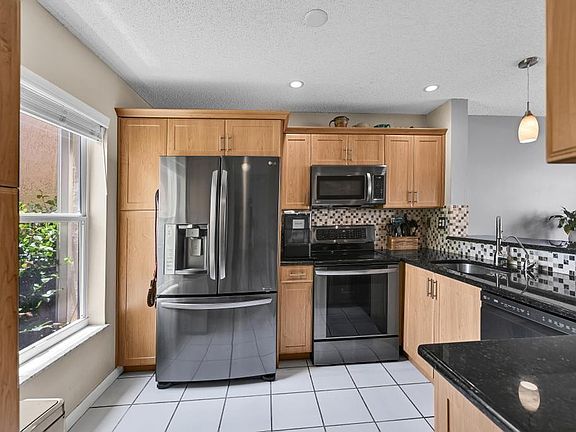 4th image of 14141 N Forest Oak Circle