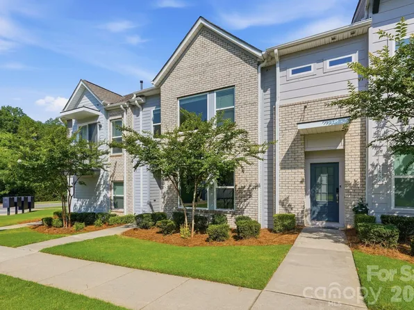 1450 Winding Stream Rd, Charlotte, NC 28206