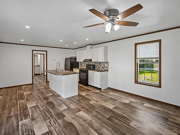 3rd image of 6901 SE 14th St #75