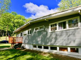 5 Kinkead Ln, Poughkeepsie, NY 12603