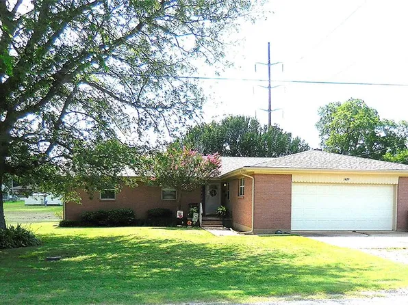 1420 W 17th St, Sulphur, OK 73086