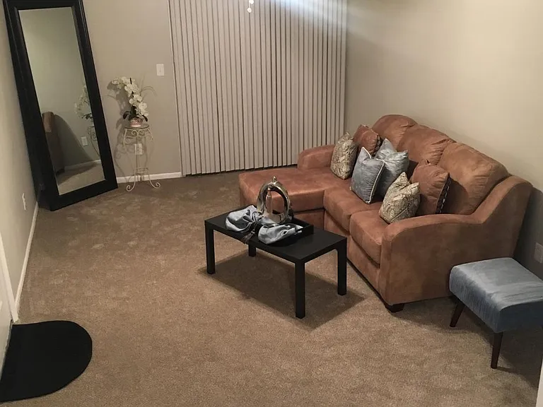 800 NE Ball Dr #A — Photo 1