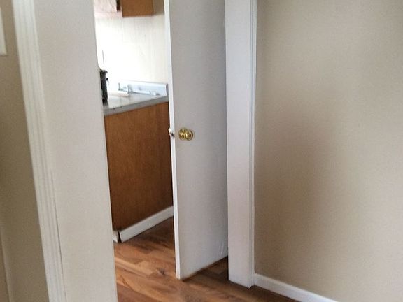 3rd image of 501 Grandview Ave APT 3A