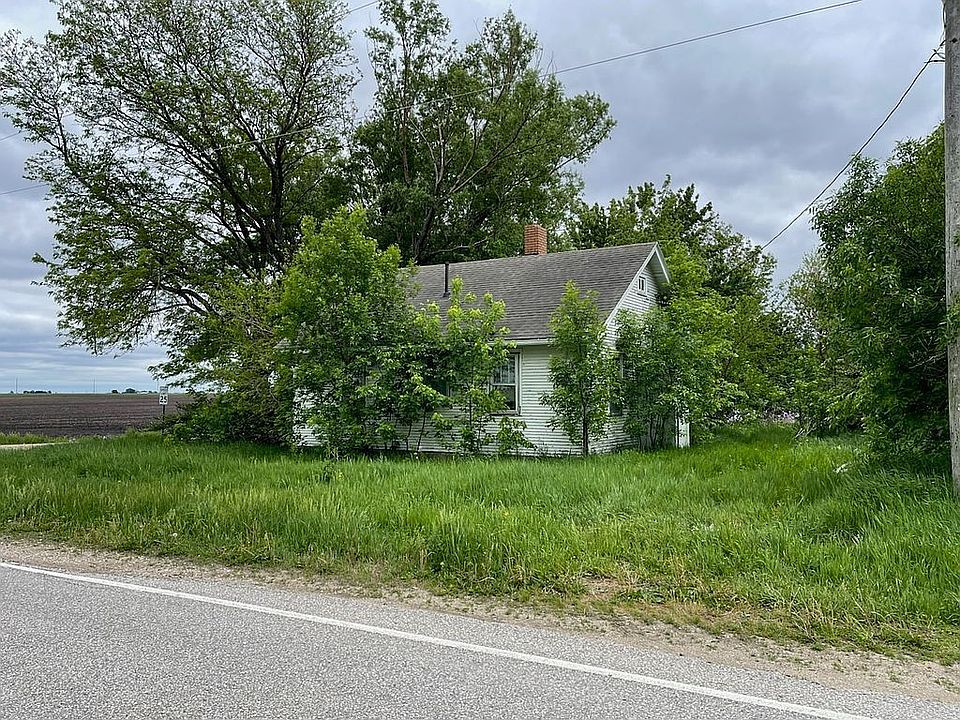 2nd image of 39019 Lanyon Ave