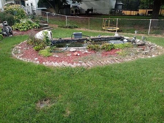 3rd image of 116 S Heath Ln