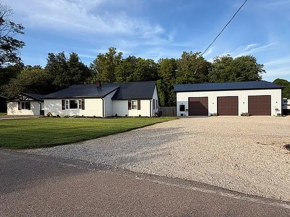 4701 Penfold Rd, New Harmony, IN 47631