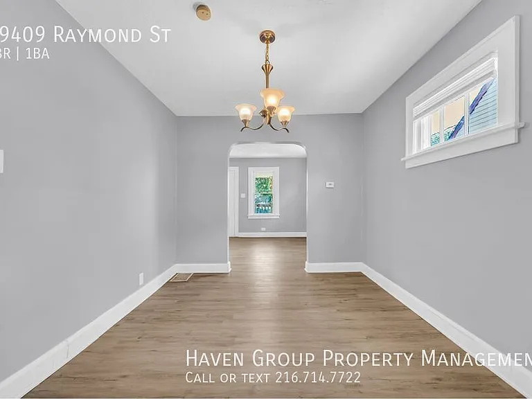 19409 Raymond St — Photo 9