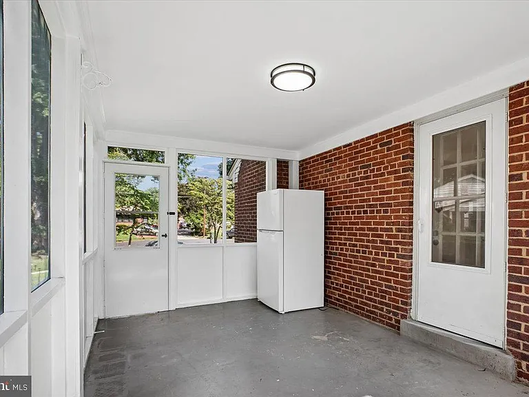 3227 Sherry Ct — Photo 21