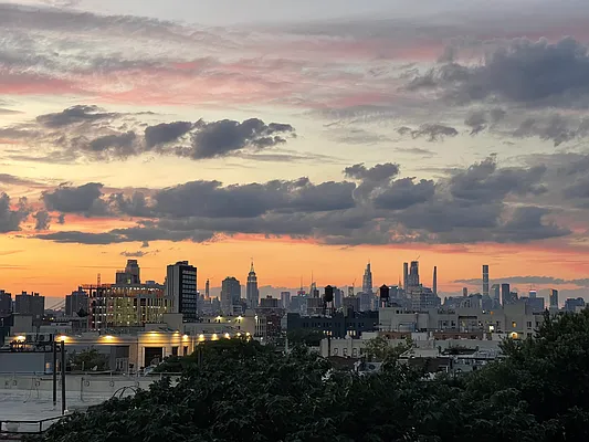 Rented by Brownstone Property Group | media 15