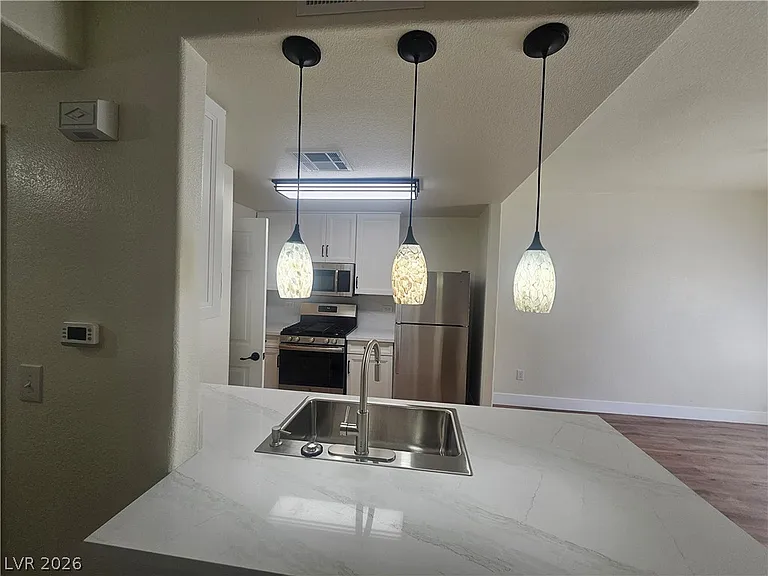 8250 N Grand Canyon Dr #2106 — Photo 4