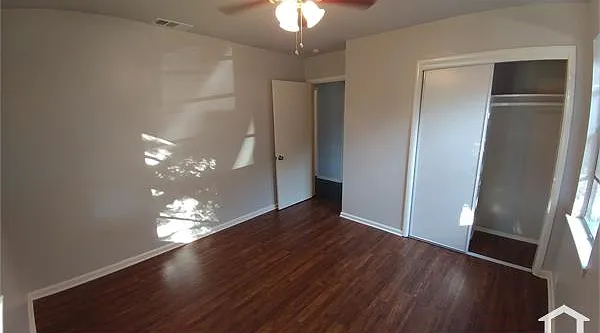 2523 Gross Rd — Photo 5