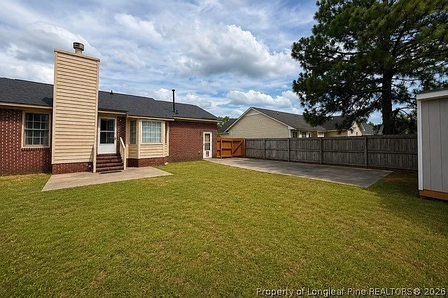 3 bed, 2.0 bath, 1272 sqft, $1,795 — Photo 3