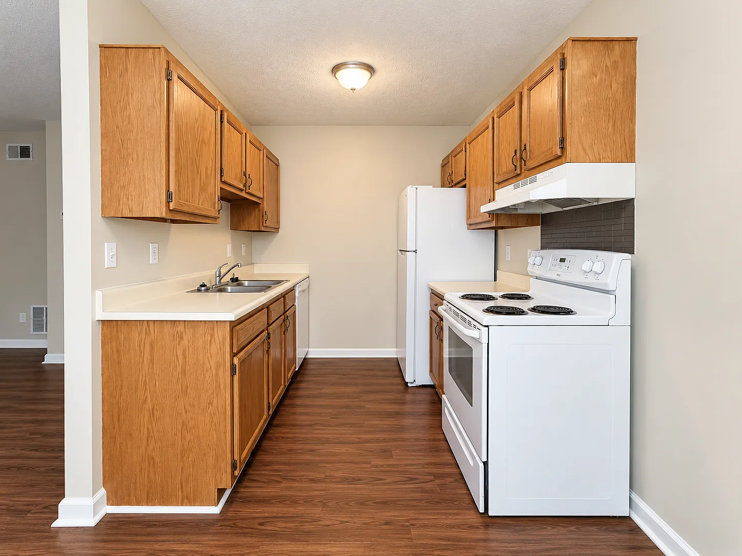 Scenic Valley Apartment Homes — Photo 4