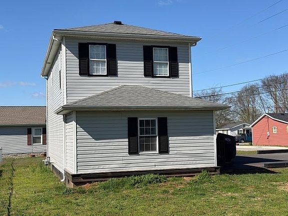 2nd image of 1014 Lewis Ave
