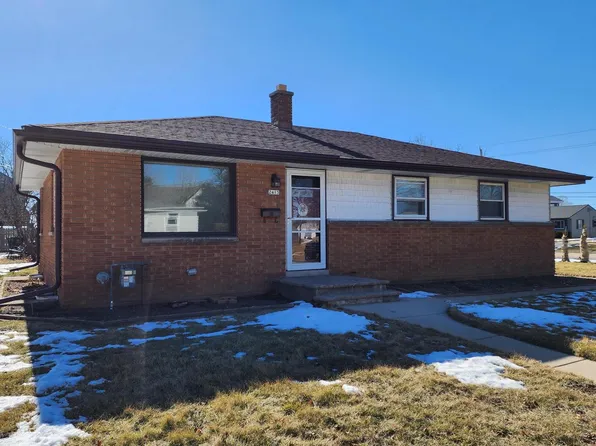 2413 East Armour AVE, Saint Francis, WI 53235