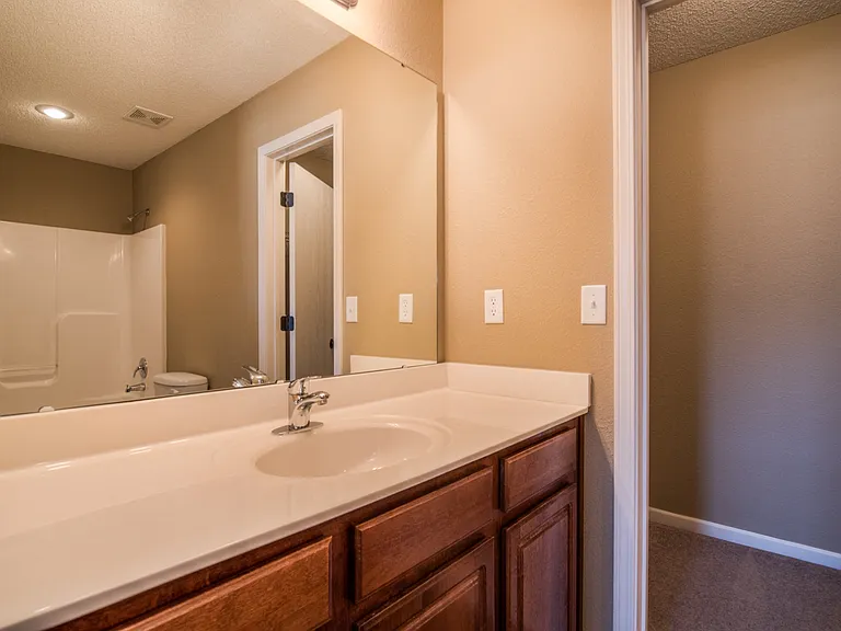 Bennington Park Townhomes — Photo 60