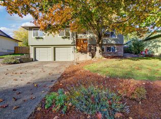 215 NW Ash St, McMinnville, OR