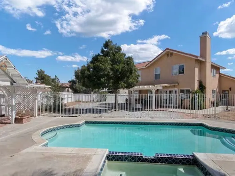 12520 Silver Saddle Way — Photo 16