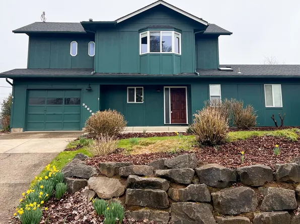 33626 Paiute Ln, Eugene, OR 97408